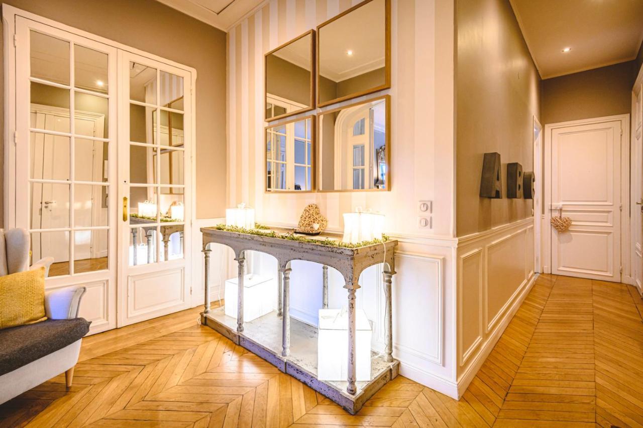 The Gorgeous Hyper Center Private Garden Apartment Реймс Екстериор снимка
